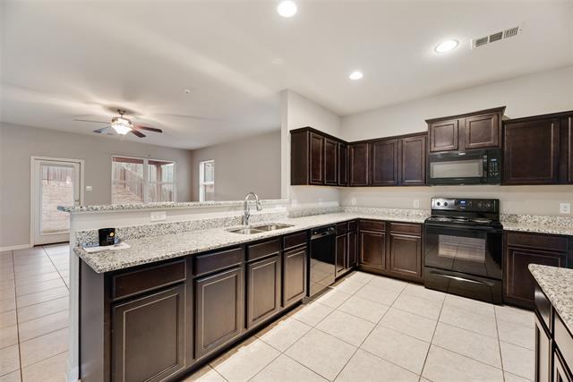 Foto del edificio - 4829 Beaver Creek Ave