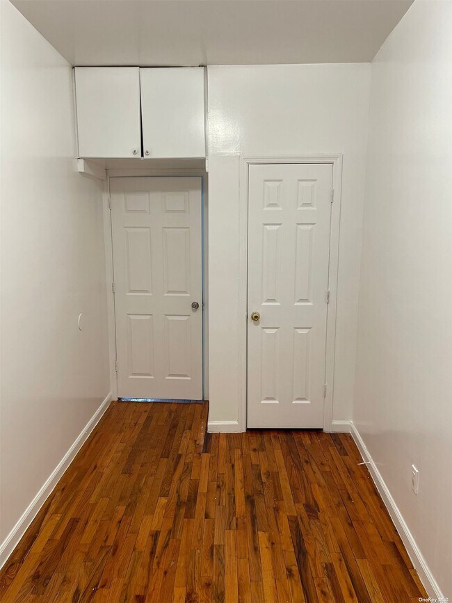 Foto del edificio - 40-16 60th St