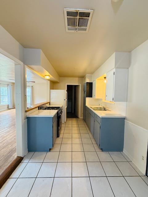 Foto del edificio - 2705 Sherwood Ln
