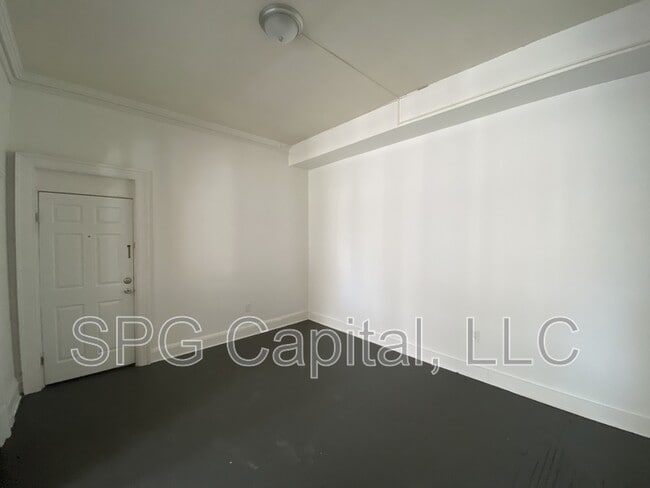 Foto del edificio - 351 W King St