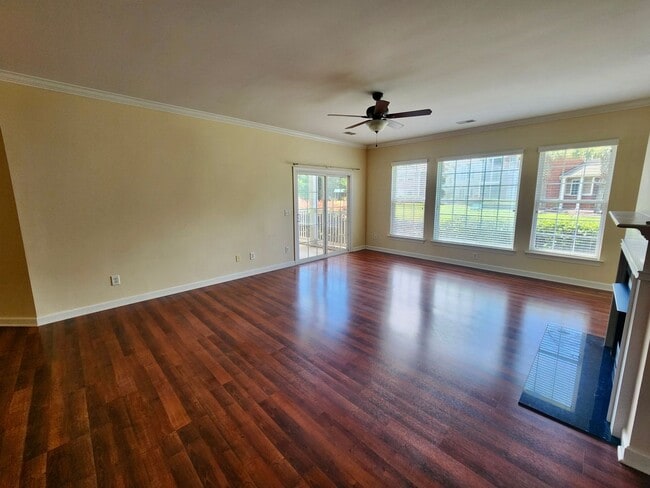 Building Photo - Charming 2 bedroom plus flex room in Dunes...