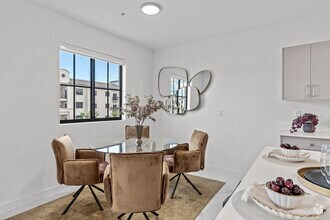 2BR, 2BA - 890SF - Dining Room - Flamingo Village