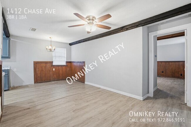 Foto del edificio - 1412 Chase Ave