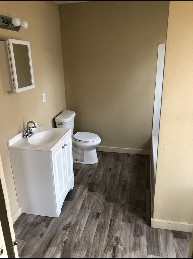 Foto del edificio - $895  - 3 bed 1 bath - Single Family Home