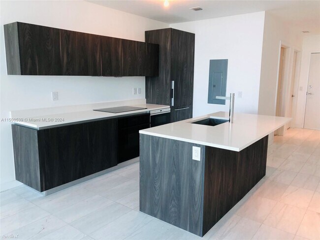 Building Photo - 2 br, 2 bath Condo - 480 NE 31st St Unit 2106