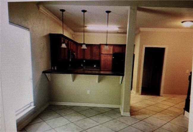 Building Photo - 2622 E Turtle Creek Dr