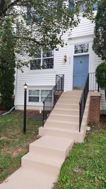 Building Photo - 8707 Farnham Way