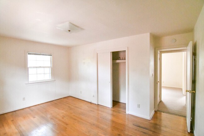 Building Photo - 109 Kent Terrace
