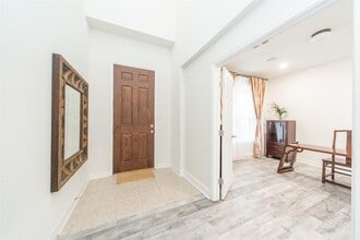 Building Photo - 15406 Easton Gate Ln