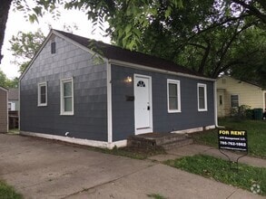 Building Photo - 1633 Patton Ave