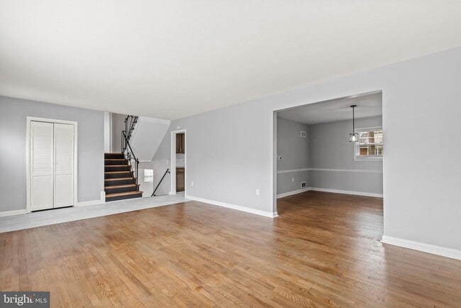 Building Photo - 6217 Stoneham Rd