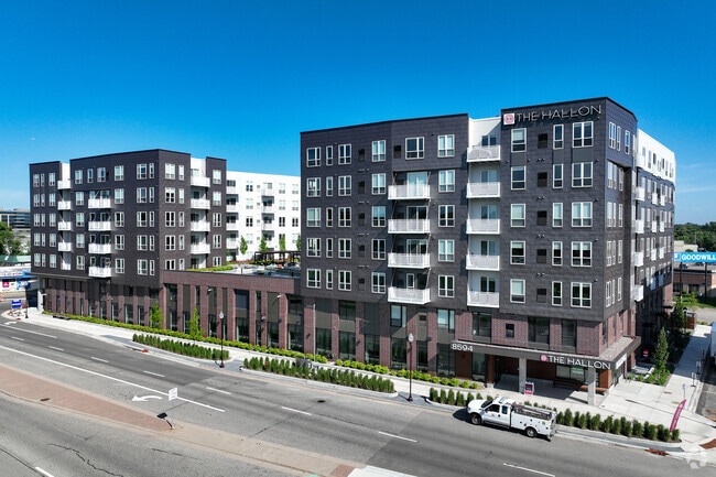Building Photo - The Hallon