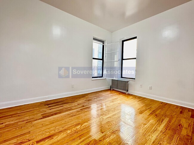 Building Photo - 936 Amsterdam Avenue