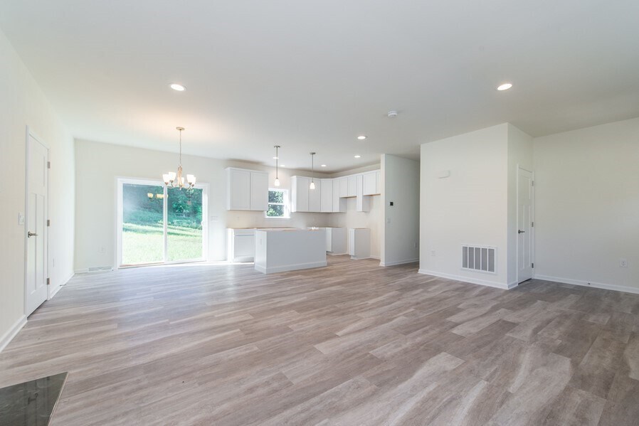 Foto del edificio - Ranch, Single Family - Wantage Twp., NJ