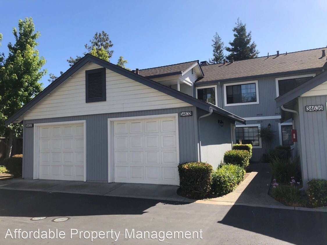 Primary Photo - 3 br, 2 bath House - 34632 Musk Terrace