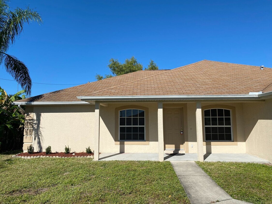 Foto principal - 1513 SW 13th Terrace