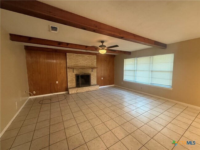 Foto del edificio - 1004 Hillyer St