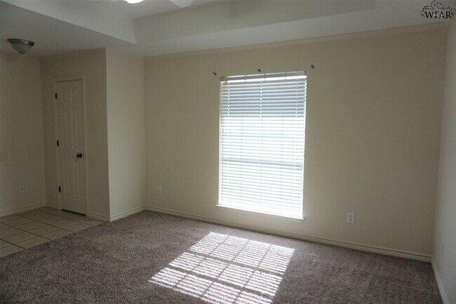Building Photo - 4710 Brookdale Dr