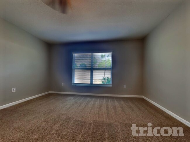 Building Photo - 7846 Broad Pointe Dr