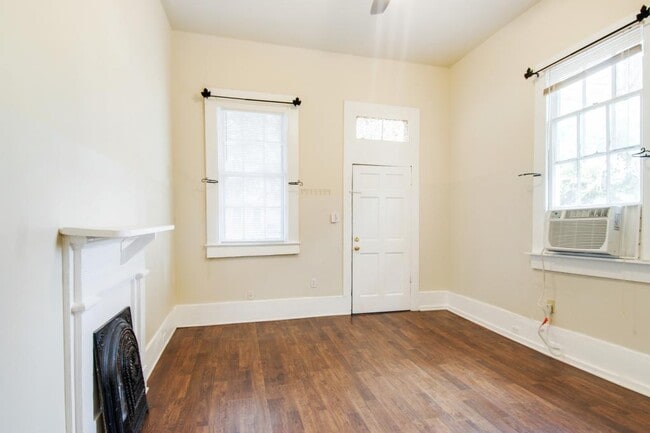 Building Photo - 2911 Orleans Avenue, New Orleans, LA 70119