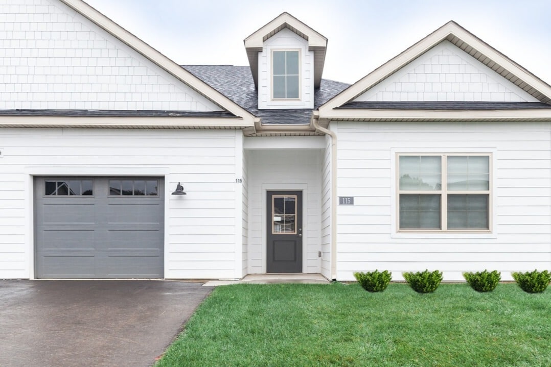 Progress Village Townhomes & Duplexes Apartments in Chambersburg, PA