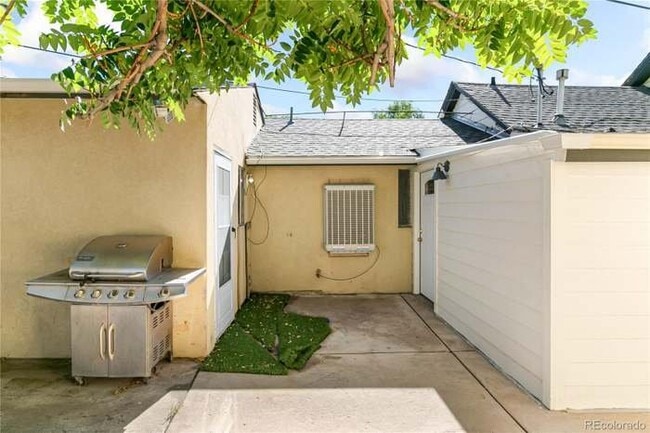 Foto del edificio - 4530 Clayton St