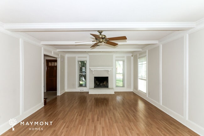 Building Photo - 906 Crossfield Dr