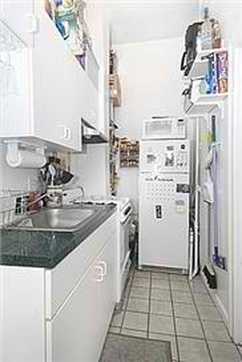 Foto del edificio - 152 W 72nd St