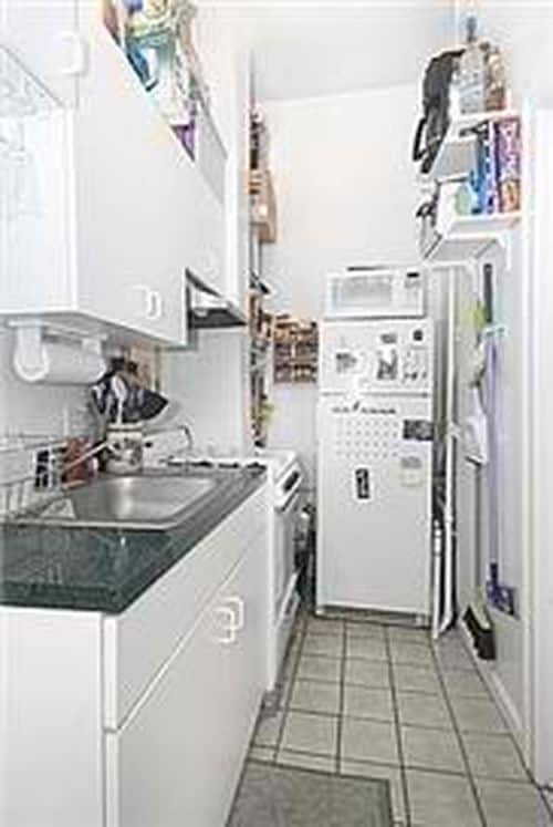 Building Photo - 152 W 72nd St