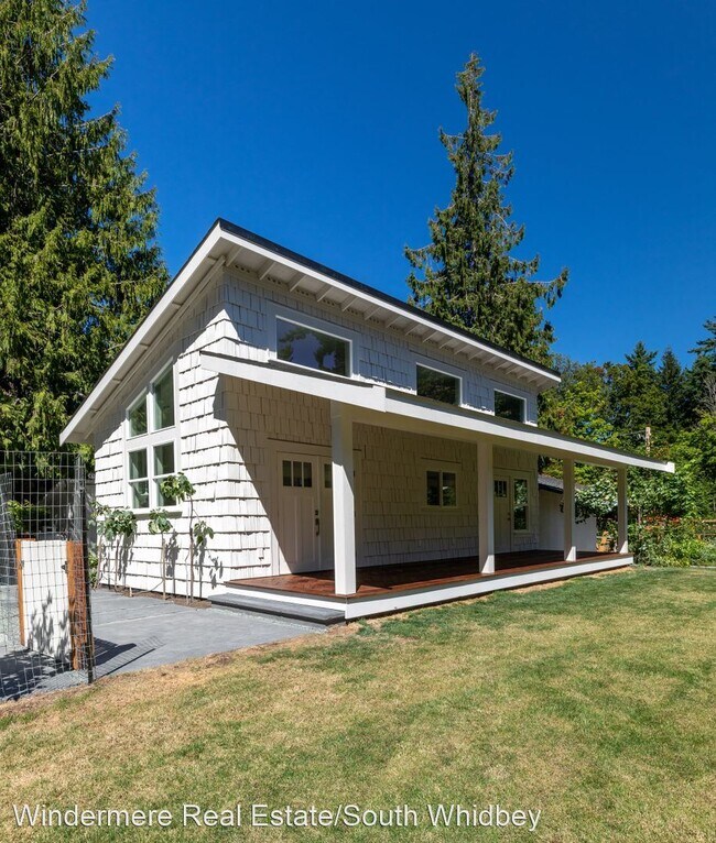 Building Photo - 1 br, 1 bath House - 8113 Sand Dollar Lane