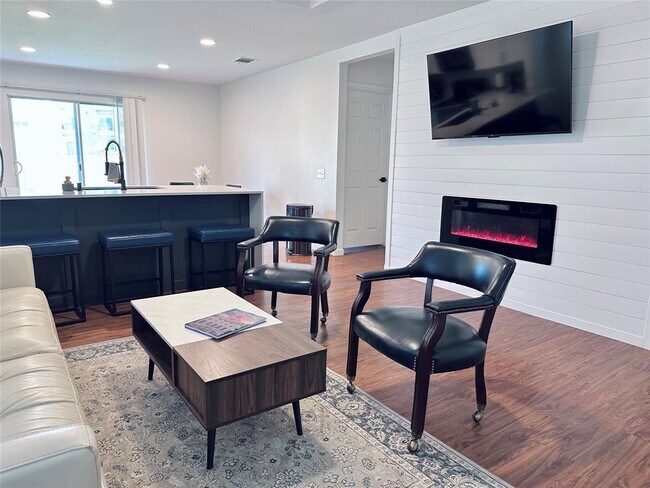 Building Photo - 1617 Coriander Dr