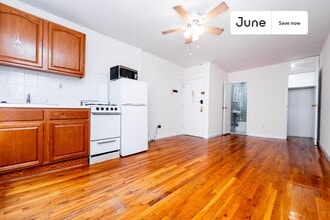 Building Photo - 1365 1st Ave