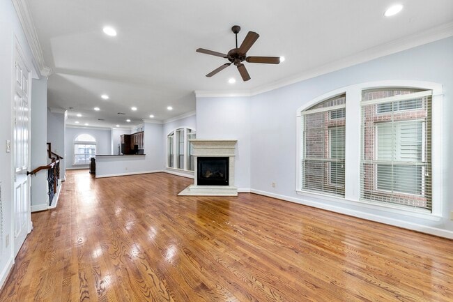 Building Photo - 3319 Bingham Manor Ln