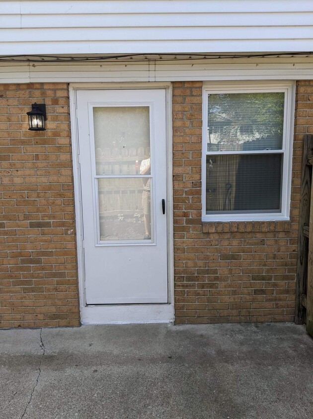 Front door - 2236 Laurelwood Dr