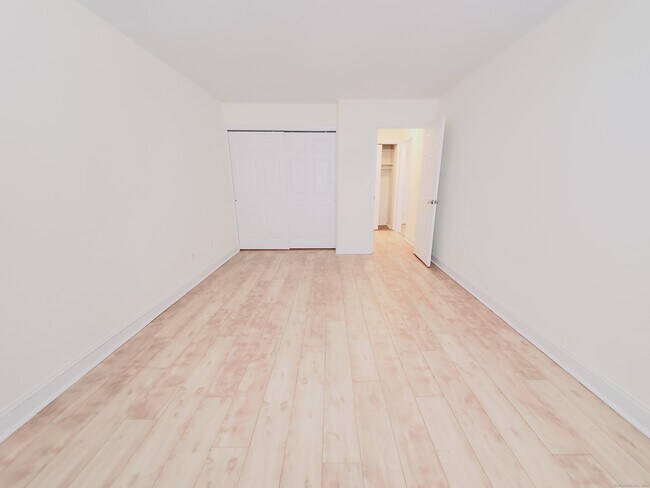 Foto del edificio - 140 Grove St