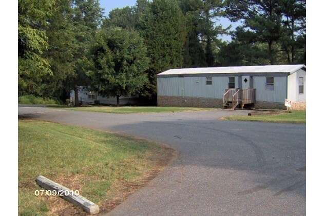 Primary Photo - 1673 Zebulon Dr
