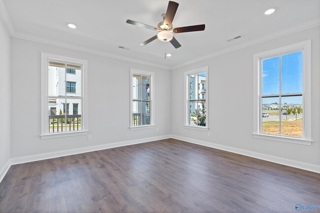 Building Photo - 115 Iberville St