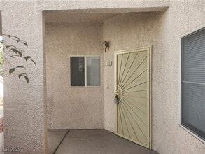 Building Photo - 2117 Echo Bay