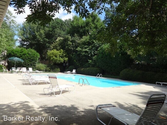 Building Photo - 2 br, 1.5 bath House - 2948 Faversham Place