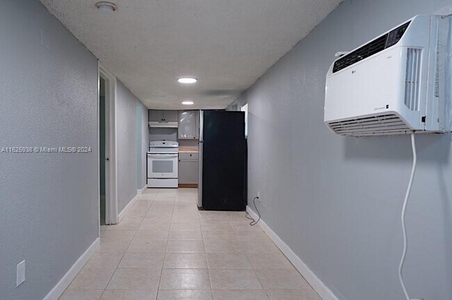 Building Photo - 2378 NW 60th St