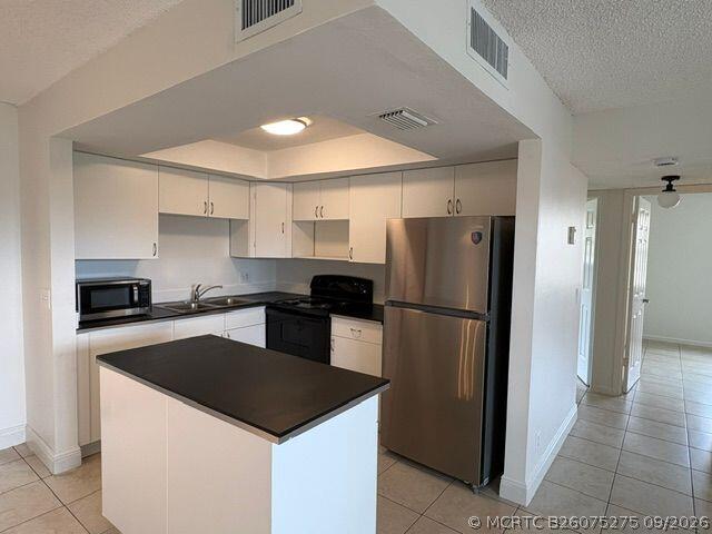 Building Photo - 4183 Oak Terrace Dr