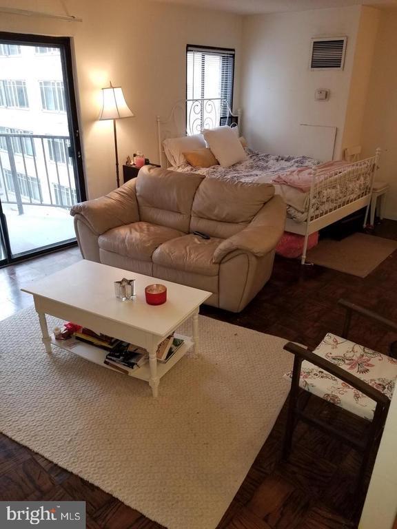 Foto del edificio - 1718 P St NW