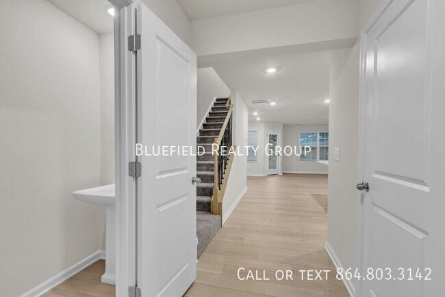 Foto del edificio - 808 Harper St
