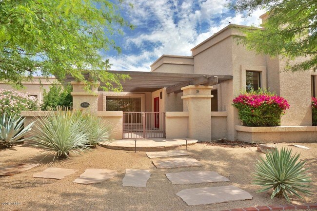 Building Photo - 4708 E Desert Park Pl