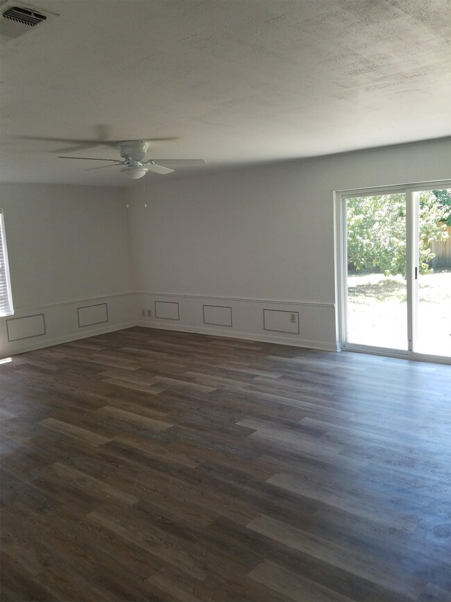 Building Photo - 7016 Ridgetop Rd