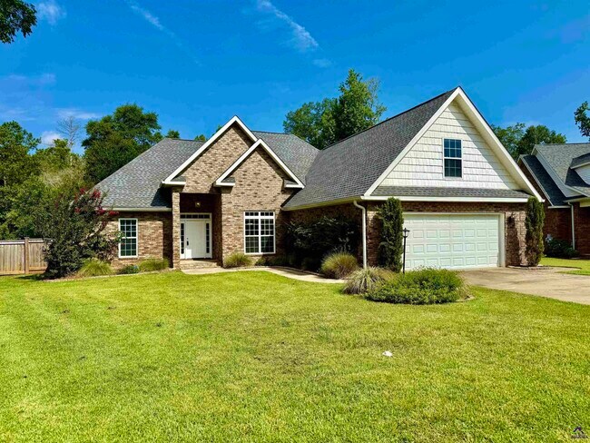Foto del edificio - 410 Brookewater Ln