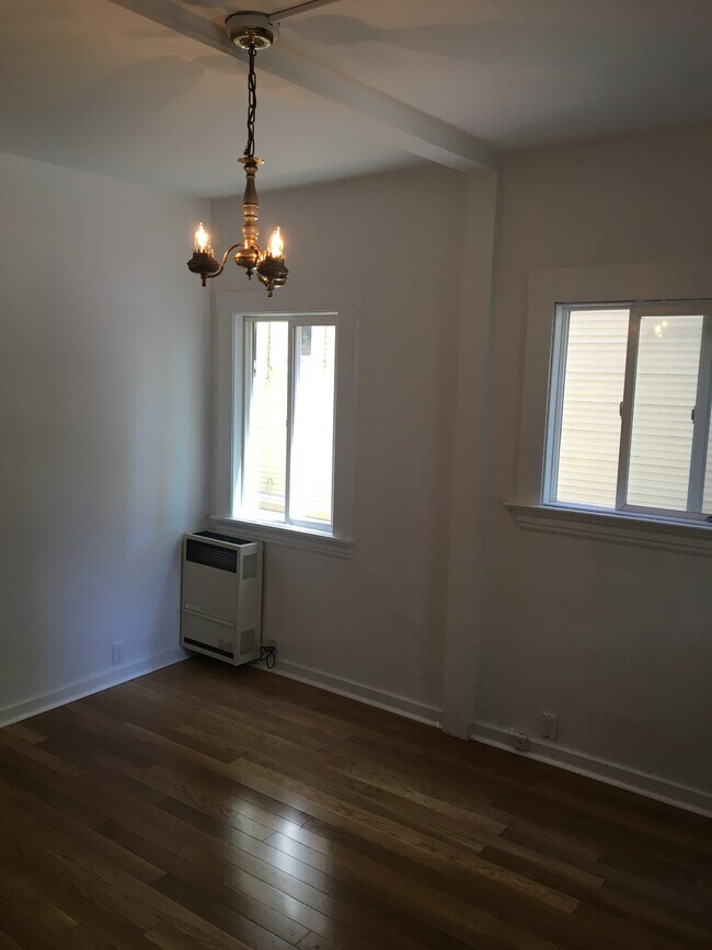 South front room - 1729 Martin Luther King Junior Way