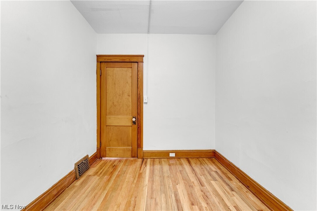 Primary Photo - 16224 Huntmere Ave