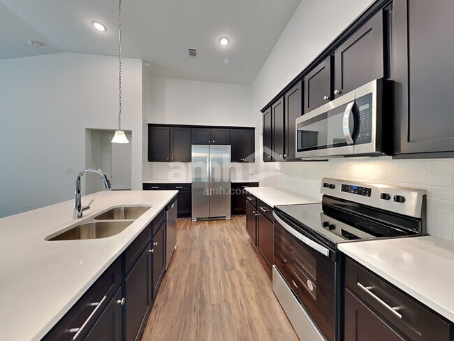 Foto del edificio - 5327 Pebble Bridge Way