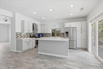 Building Photo - 1610 Amelia Way